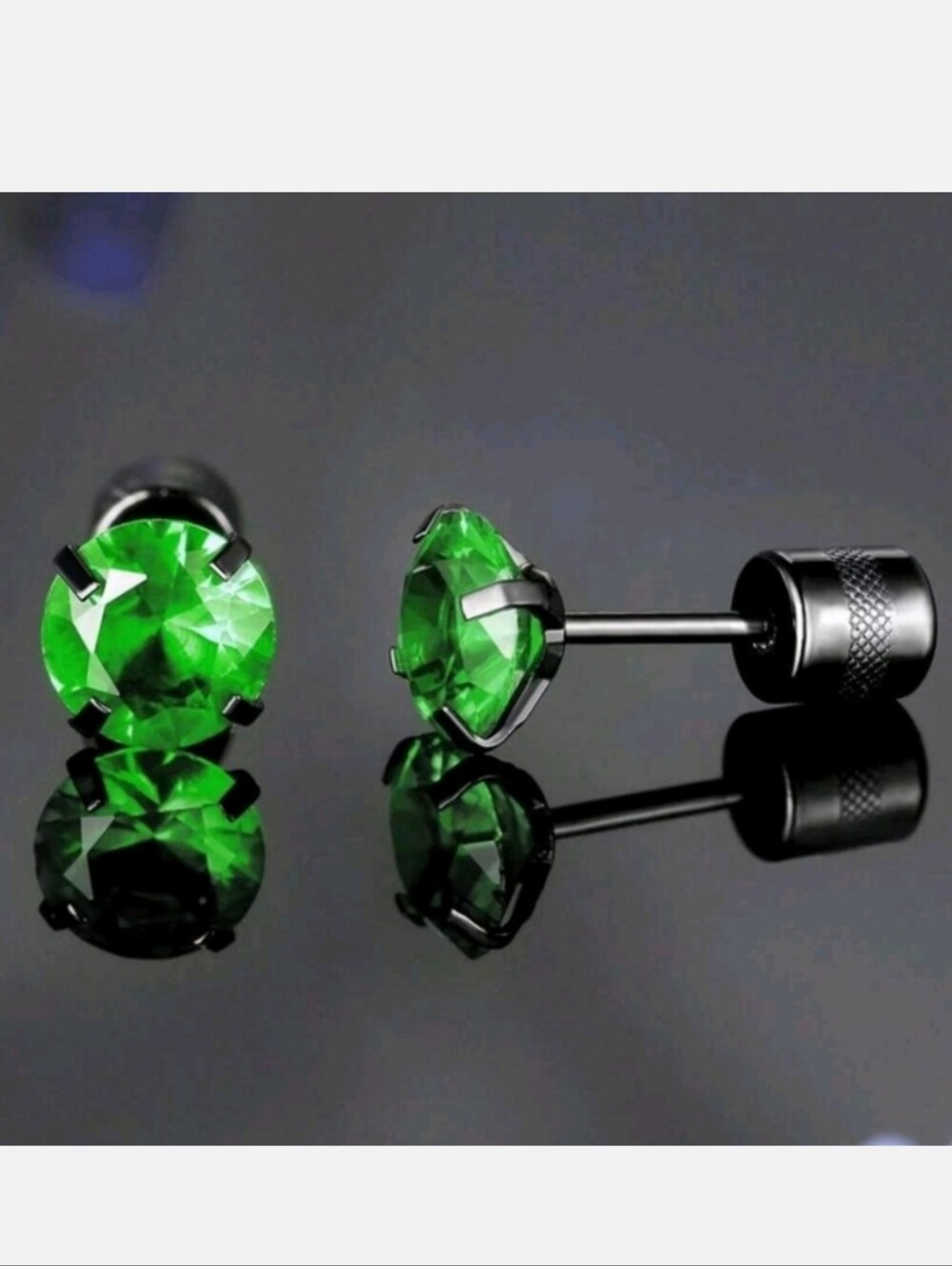 screw back Green Stud Earrings - Picture 1 of 6